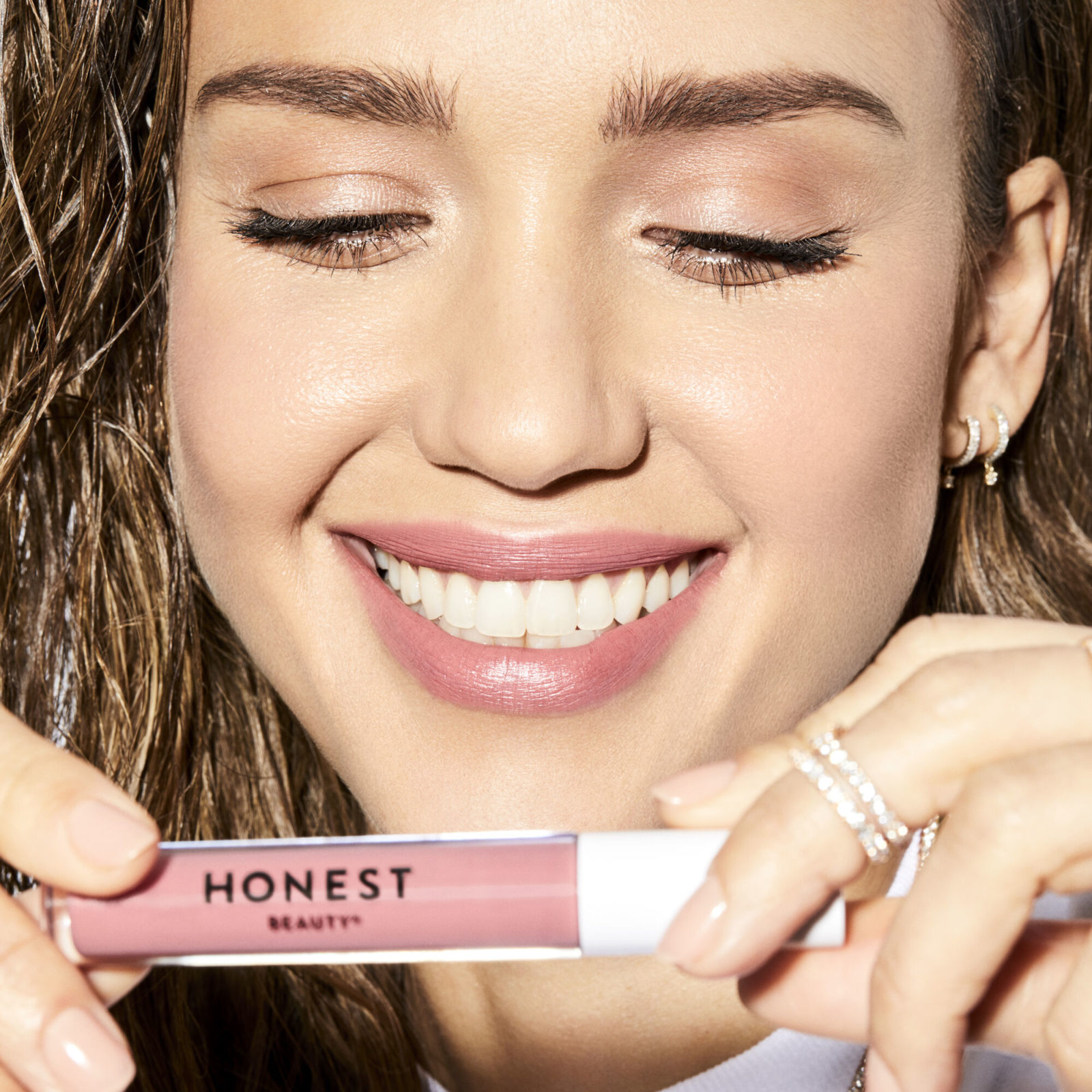 Jessica Alba et sa marque Honest Beauty - Ô Magazine