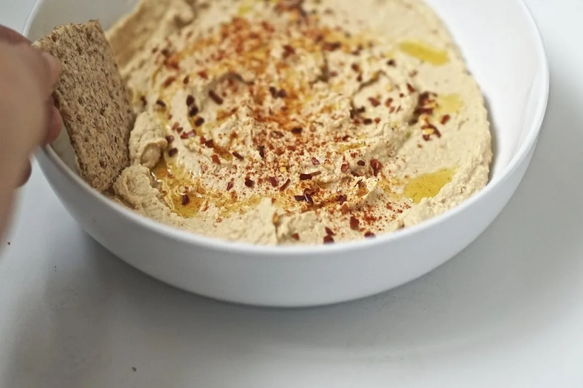 Houmous à la cacahouète.