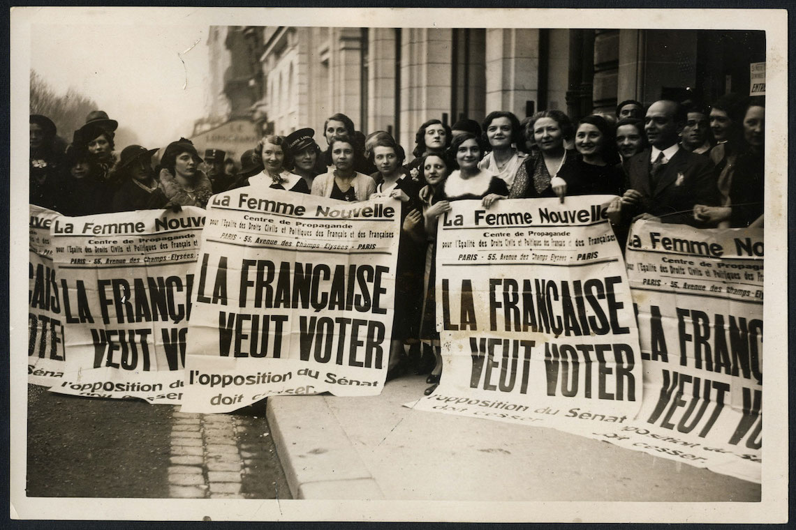 Souvenons-nous : le 21 avril 1994, le droit de vote est accordé aux Françaises