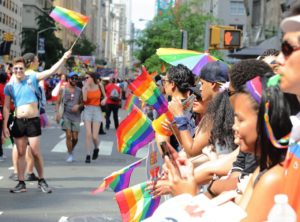 la Pride : marchons unis et avec fierté