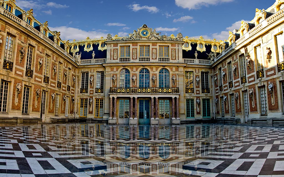 La cour de Marbre du château de Versailles