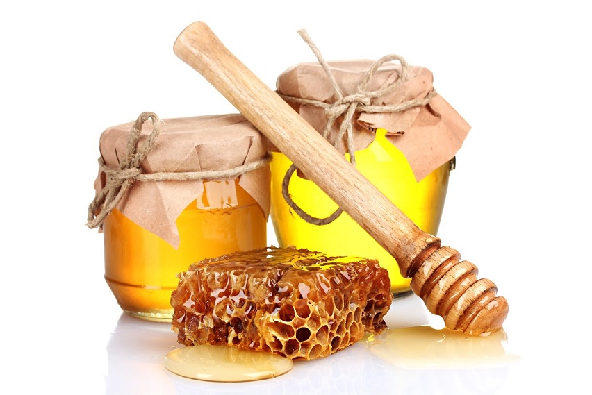 Pots de miel avec baton de bois pour miel et morceau de ruche