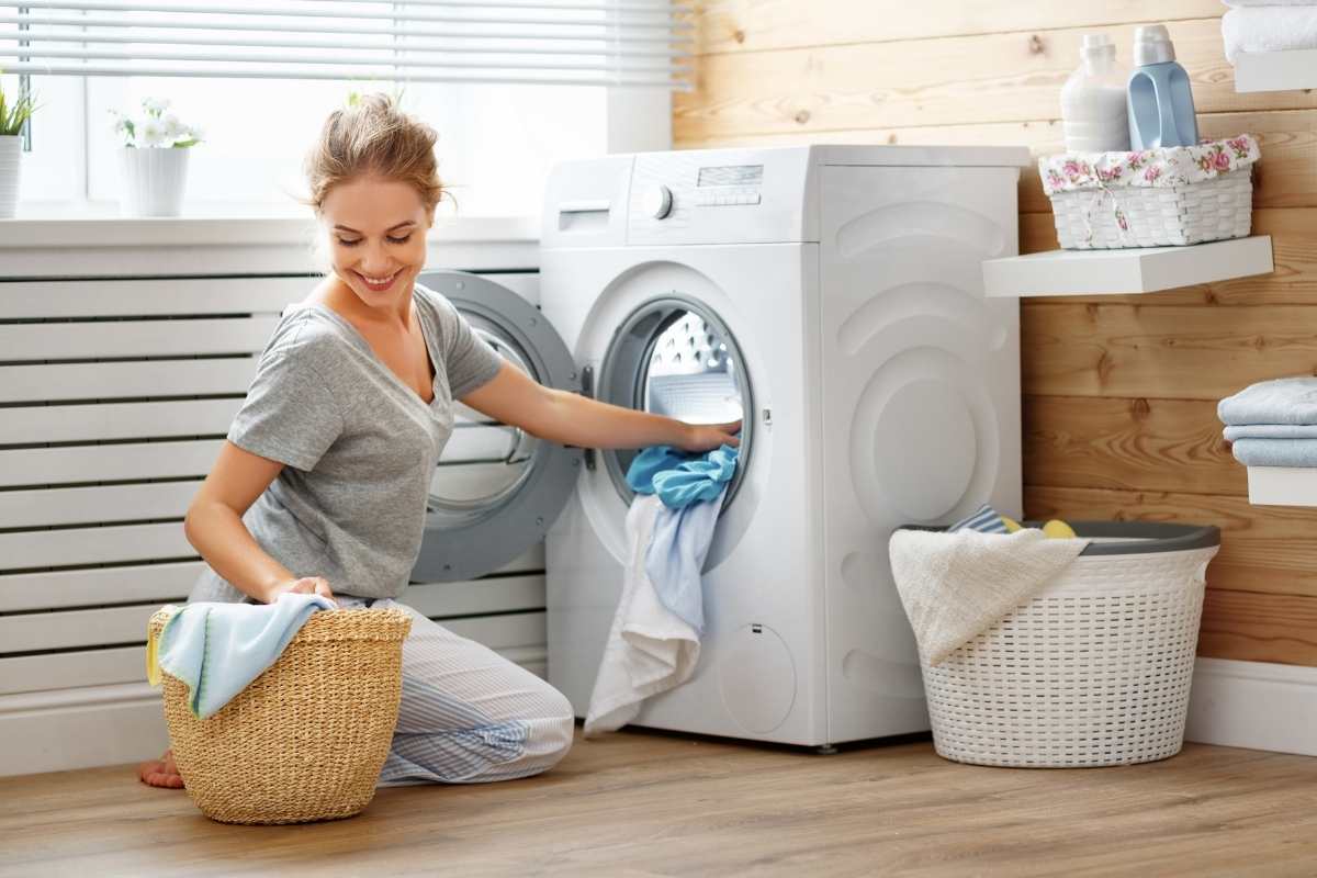 choisir un lave linge femme lessive