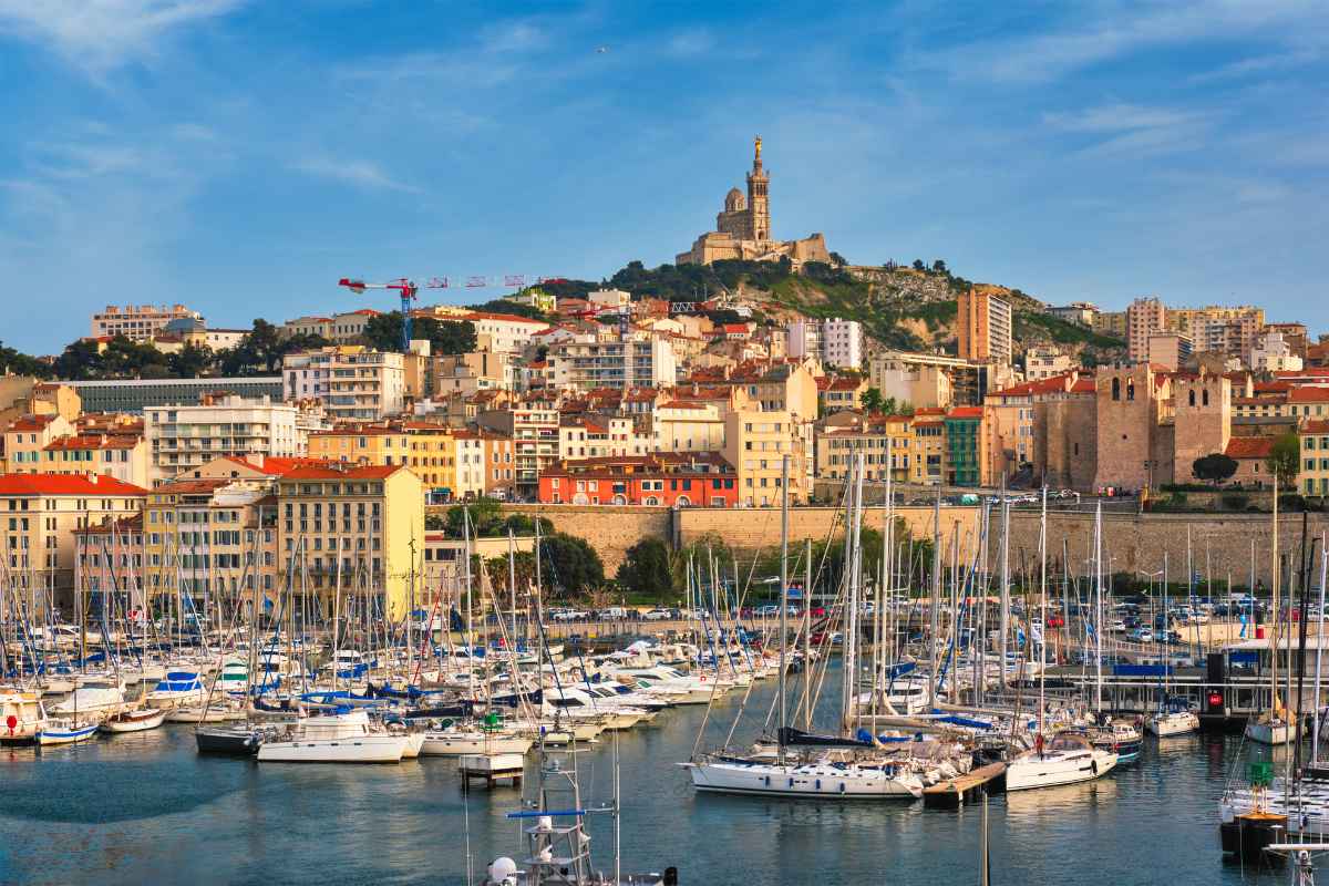 Marseille Vieux-port sud de la France soleil