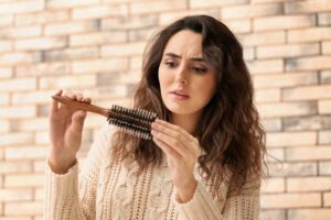 Perte des cheveux femme soin capillaire