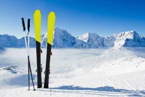 Pistes de ski neige montagne Alpes