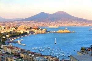 villes Italie Naples Vésuve Mer