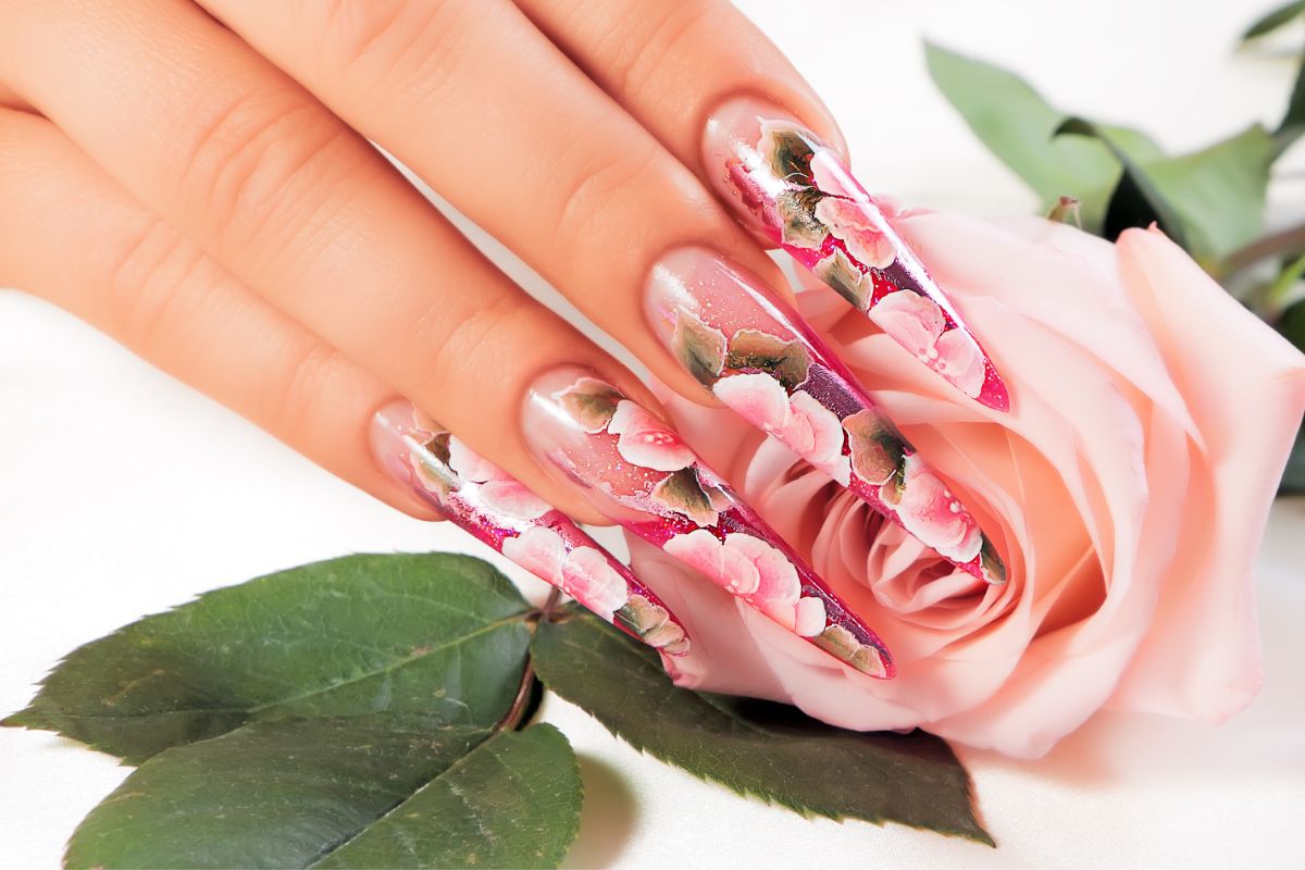 nail art floral femme ongles
