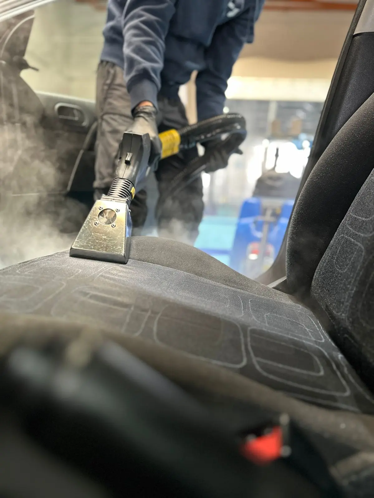 Nettoyage intérieur voiture vapeur siège tissu formation detailing automobile