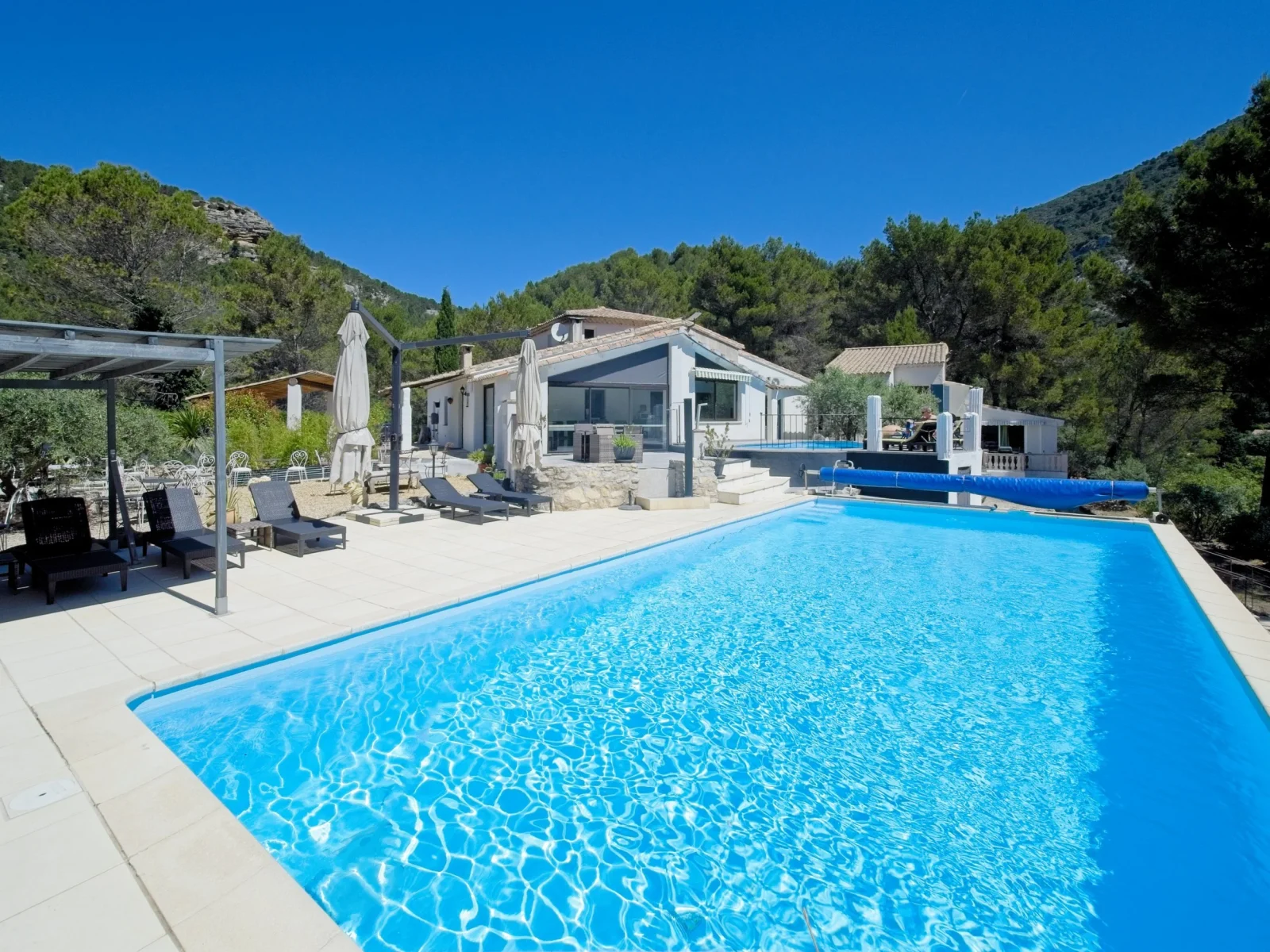 Hébergement luxe Fontaine-de-Vaucluse omagazine.fr